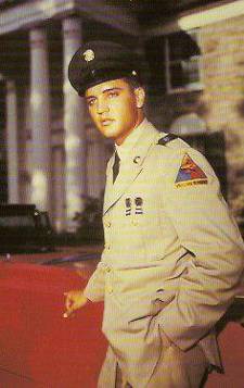 Elvis in uniform